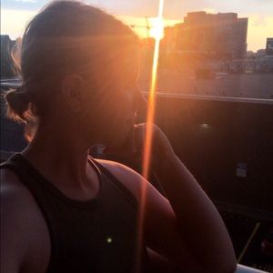 Meet your Posher, Carlin